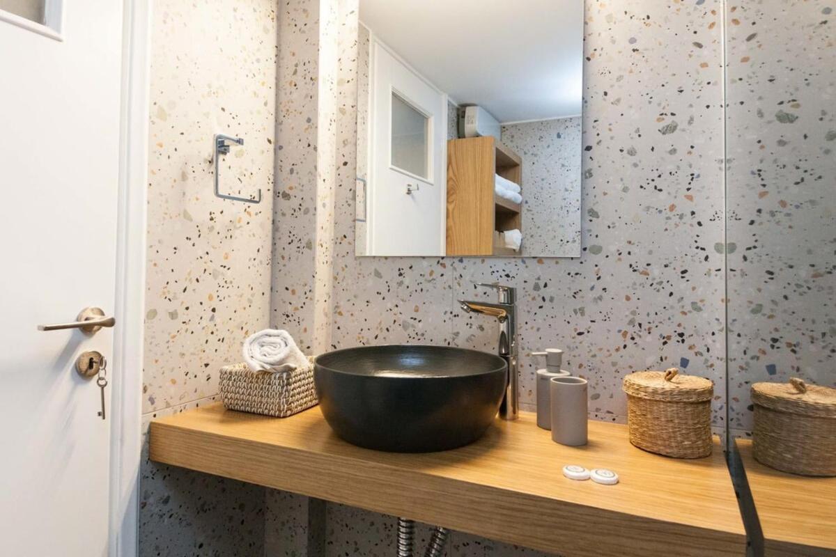 Pagrati Urban Oasis Getaway 2Bd Apt With Balcony Athen Exterior foto