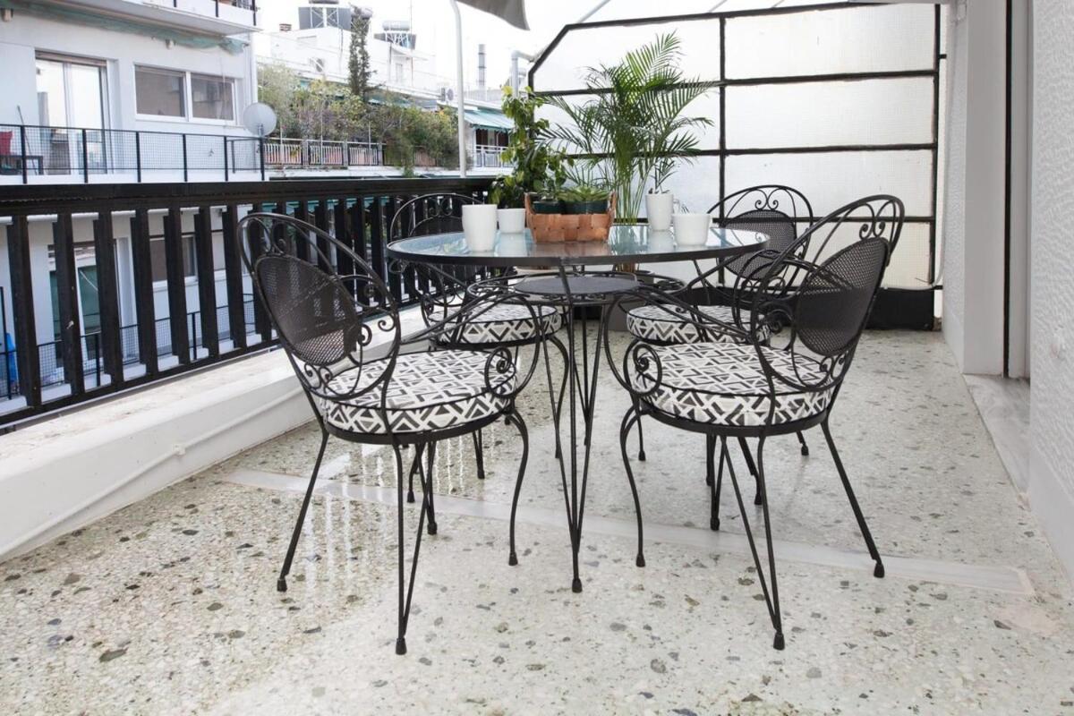 Pagrati Urban Oasis Getaway 2Bd Apt With Balcony Athen Exterior foto